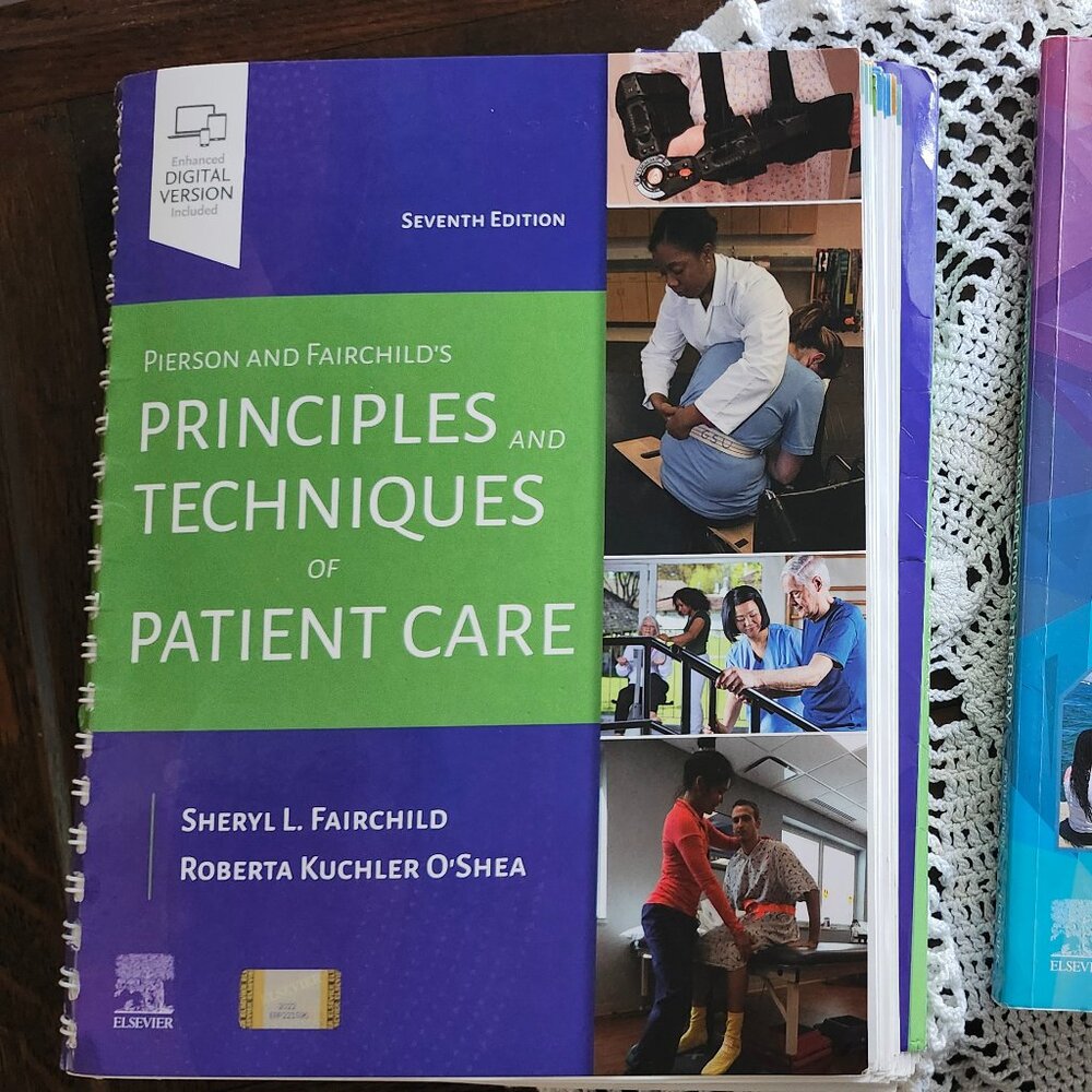 Books - Picture 3 of 3